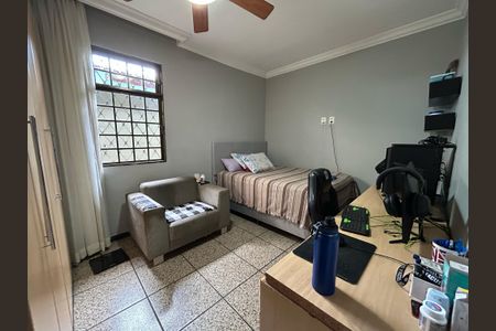 Casa para alugar com 315m², 4 quartos e 6 vagasQuarto 1