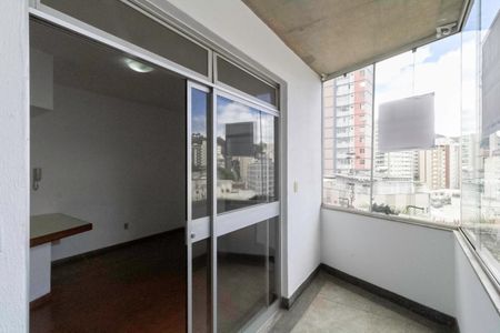Varanda de apartamento à venda com 1 quarto, 46m² em Coracao de Jesus, Belo Horizonte