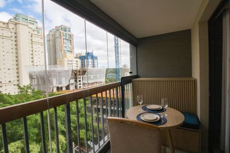 Studio à venda com 24m², 1 quarto e sem vaga Studio à venda com 24m², 1 quarto e sem vagaVaranda Studio