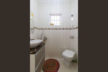 Casa à venda com 300m², 3 quartos e 2 vagas Casa à venda com 300m², 3 quartos e 2 vagasLavabo