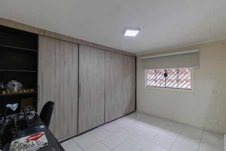 Casa à venda com 300m², 3 quartos e 2 vagas Casa à venda com 300m², 3 quartos e 2 vagasQuarto 2