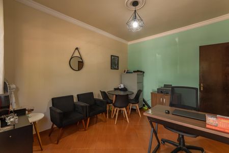 Sala de casa à venda com 4 quartos, 180m² em Itapoã, Belo Horizonte