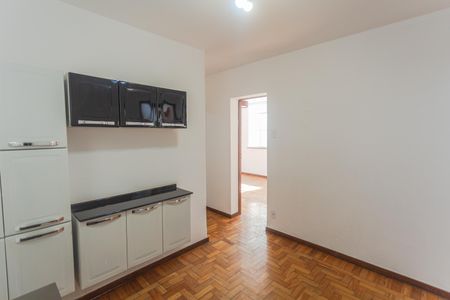 Apartamento à venda com 110m², 3 quartos e sem vaga Apartamento à venda com 110m², 3 quartos e sem vagaCopa