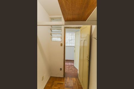 Apartamento à venda com 110m², 3 quartos e sem vaga Apartamento à venda com 110m², 3 quartos e sem vagaQuarto de Serviço