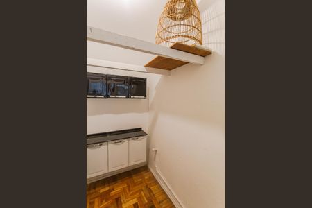 Apartamento à venda com 110m², 3 quartos e sem vagaQuarto de Serviço/Despensa