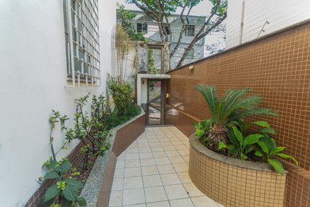 Apartamento à venda com 110m², 3 quartos e sem vaga Apartamento à venda com 110m², 3 quartos e sem vagaEntrada