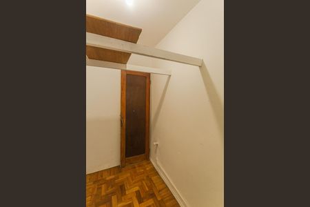 Apartamento à venda com 110m², 3 quartos e sem vaga Apartamento à venda com 110m², 3 quartos e sem vagaQuarto de Serviço