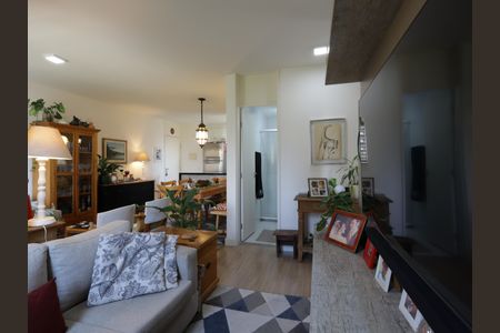 Apartamento à venda com 64m², 2 quartos e 1 vagaSala de TV