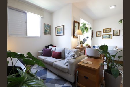 Apartamento à venda com 64m², 2 quartos e 1 vagaSala de TV