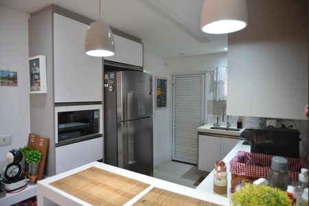 Apartamento à venda com 72m², 2 quartos e 2 vagasCozinha