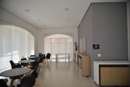 Apartamento à venda com 72m², 2 quartos e 2 vagasÁrea comum - Salão de festas