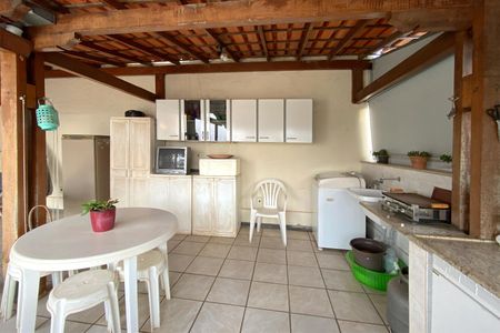 Apartamento à venda com 130m², 2 quartos e 1 vagaVaranda coberta