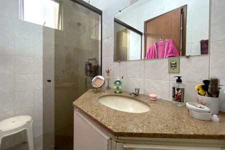 Apartamento à venda com 130m², 2 quartos e 1 vagaBanheiro da Suíte