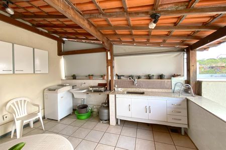 Apartamento à venda com 130m², 2 quartos e 1 vagaVaranda coberta