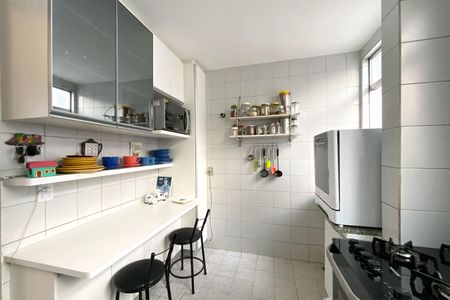Apartamento à venda com 130m², 2 quartos e 1 vagaCozinha