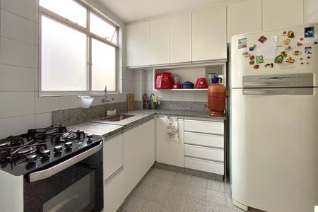 Apartamento à venda com 130m², 2 quartos e 1 vagaCozinha