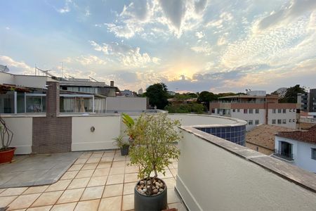 Apartamento à venda com 130m², 2 quartos e 1 vagaCobertura