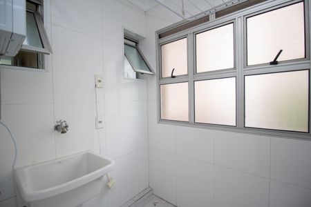 Apartamento à venda com 65m², 3 quartos e 1 vagaÁrea de Serviço