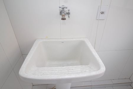 Apartamento à venda com 65m², 3 quartos e 1 vagaÁrea de Serviço