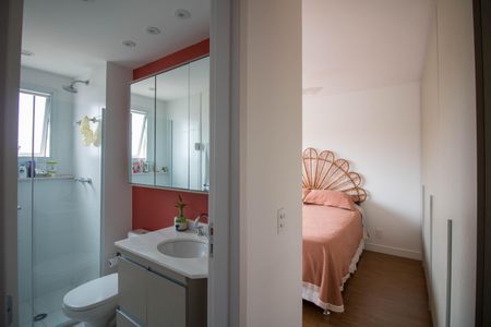 Apartamento à venda com 67m², 2 quartos e 2 vagasSuíte