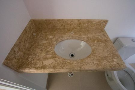 Apartamento à venda com 104m², 3 quartos e 2 vagasBanheiro social