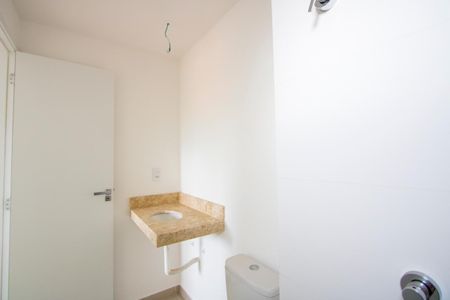 Apartamento à venda com 104m², 3 quartos e 2 vagasBanheiro do quarto 1