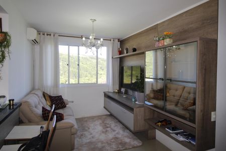 Sala de apartamento à venda com 2 quartos, 50m² em Jardim Carvalho, Porto Alegre