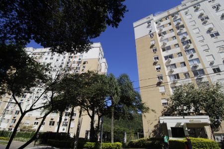 Apartamento à venda com 50m², 2 quartos e 1 vagaFachada e portaria
