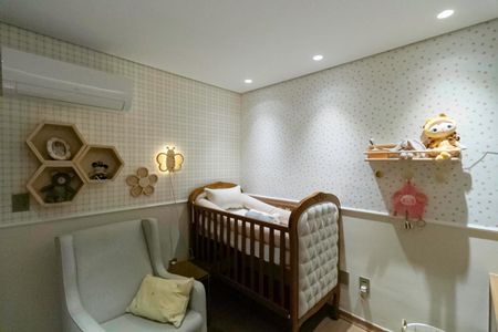 Apartamento à venda com 260m², 4 quartos e 2 vagasQuarto 3