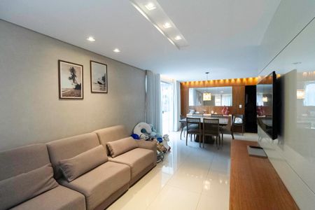 Apartamento à venda com 260m², 4 quartos e 2 vagasSala