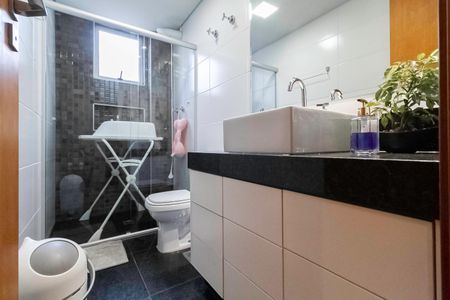 Apartamento à venda com 260m², 4 quartos e 2 vagasBanheiro Social