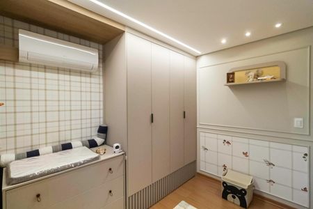 Apartamento à venda com 260m², 4 quartos e 2 vagasQuarto 2