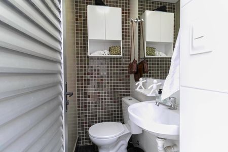 Apartamento à venda com 260m², 4 quartos e 2 vagasBanheiro de Serviço