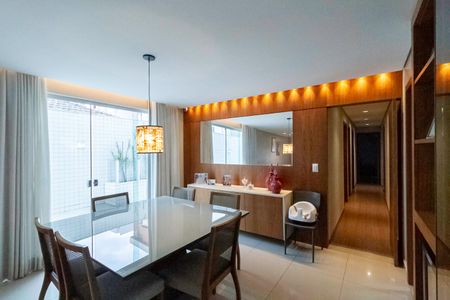 Sala de apartamento à venda com 4 quartos, 260m² em Colégio Batista, Belo Horizonte