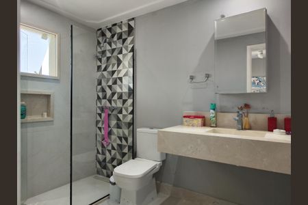 Casa de condomínio à venda com 645m², 4 quartos e 3 vagas Casa de condomínio à venda com 645m², 4 quartos e 3 vagasBanheiro da Suíte 4