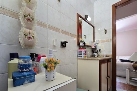 Apartamento à venda com 64m², 2 quartos e 1 vagaBanheiro Social