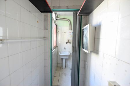 Apartamento à venda com 70m², 2 quartos e 1 vagaBanheiro de Serviço