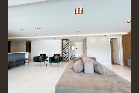 Apartamento para alugar com 138m², 3 quartos e 2 vagasSala