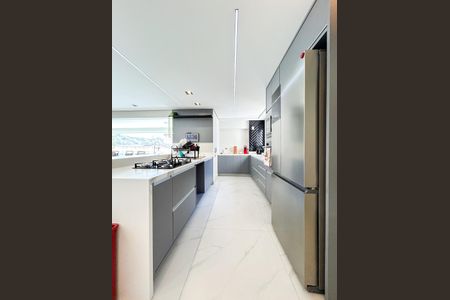 Apartamento para alugar com 138m², 3 quartos e 2 vagasCozinha