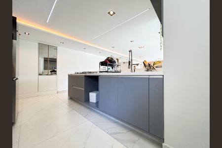 Apartamento para alugar com 138m², 3 quartos e 2 vagasCozinha