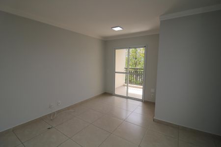 Sala de apartamento à venda com 3 quartos, 68m² em Vila Ivone, São Paulo