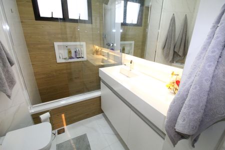 Apartamento para alugar com 210m², 3 quartos e 3 vagasBanheiro da Suíte 2