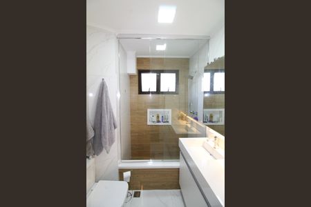 Apartamento para alugar com 210m², 3 quartos e 3 vagasBanheiro da Suíte 2