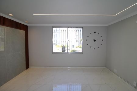 Sala de apartamento para alugar com 2 quartos, 45m² em Vila Francos, São Paulo