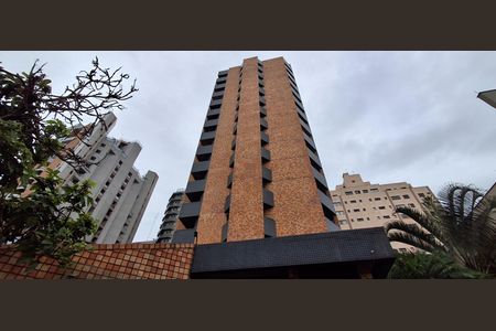 Apartamento à venda com 200m², 4 quartos e 3 vagasFachada