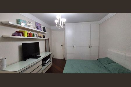 Apartamento à venda com 200m², 4 quartos e 3 vagasSuíte 1