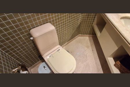 Apartamento à venda com 200m², 4 quartos e 3 vagasLavabo