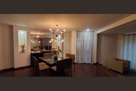 Sala de apartamento à venda com 4 quartos, 200m² em Santo Antônio, São Caetano do Sul