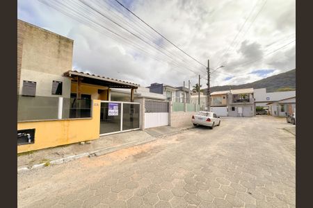 Casa para alugar com 135m², 2 quartos e 2 vagasVista da Rua