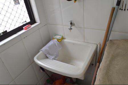 Apartamento à venda com 64m², 2 quartos e 1 vagaÁrea de Serviço